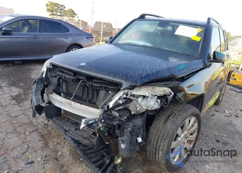 2010 Mercedes-Benz Glk 350 z USA, uszkodzony, nr VIN WDCGG5GB1AF457939